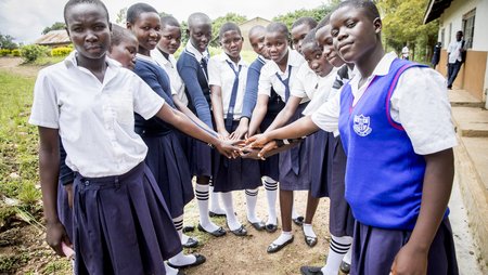 Group photo of Ugandan schoolgirls